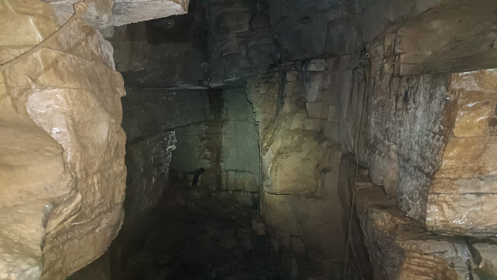 Martin Pávek Sestup do jeskyně Tayos