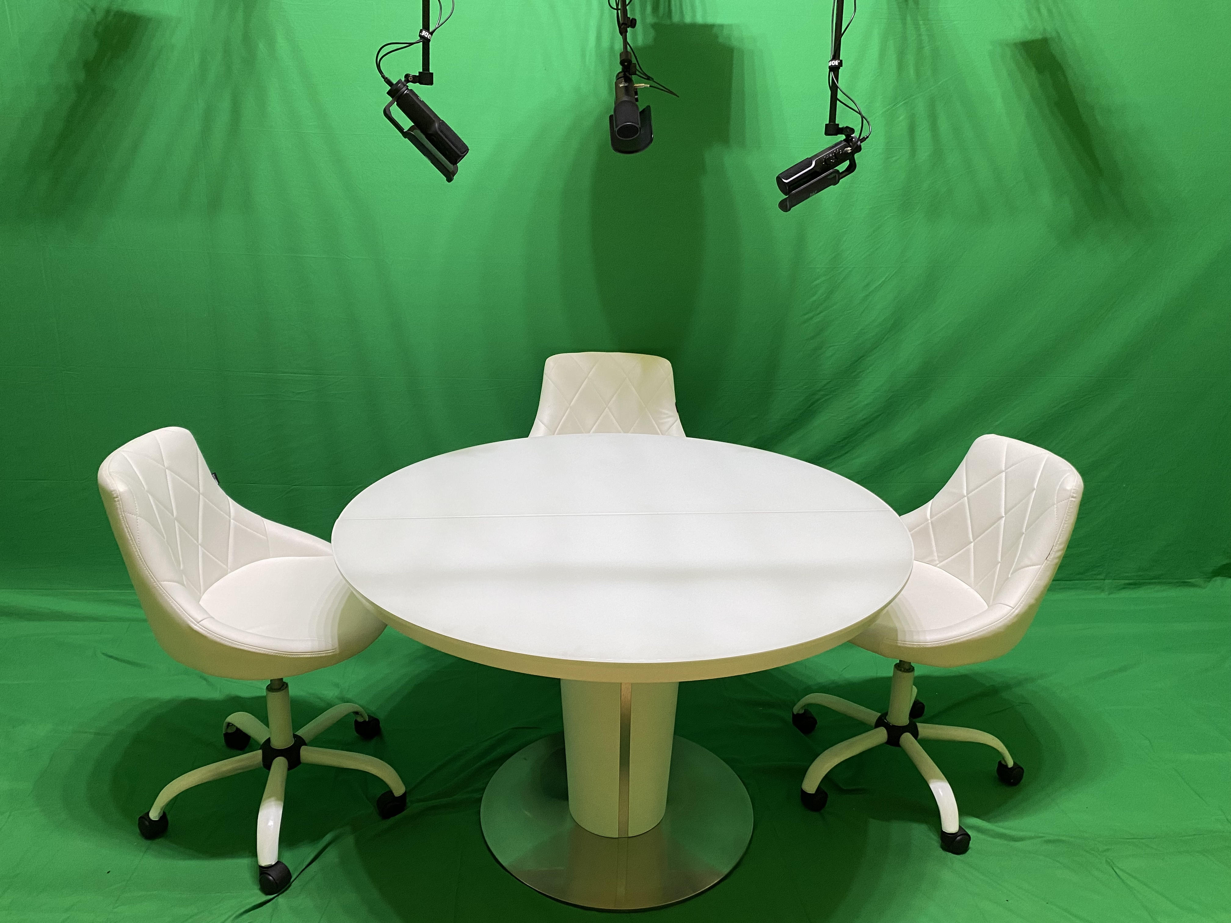 Studio La Casa Verde green screen