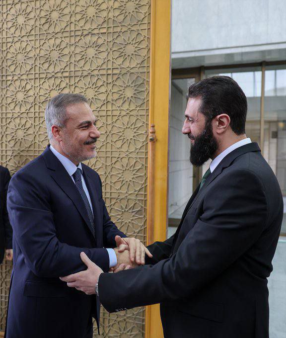 🇸🇾🇹🇷 Ahmed al-Shara navštíví TureckoSyrský samozvaný prezident Ahmed al-Shara zítr...