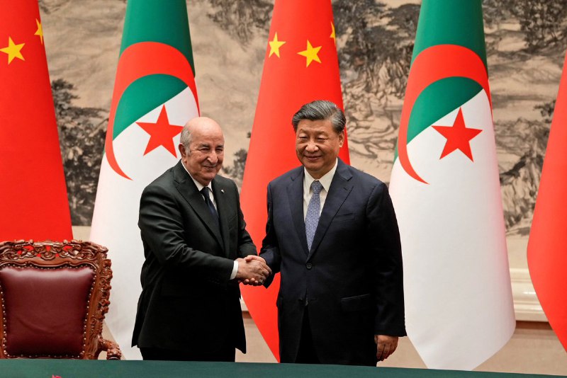 🇩🇿 Alžírsko oznamuje plány připojit se k BRICS. "Alžírsko má v úmyslu připojit s...