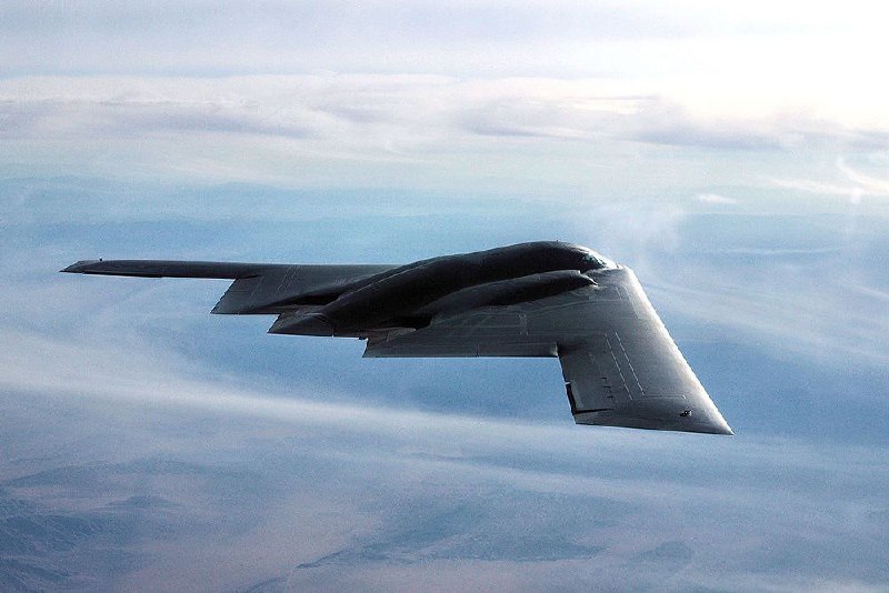 Americké letectvo zahájilo svůj první úder proti Húsíům pomocí bombardérů B-2 Spirit scho...