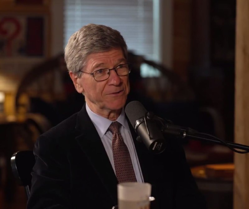 💯 Americký ekonom Jeffrey Sachs v rozhovoru s Tuckerem Carlsonem:▪️„CIA již mnoho desetil...