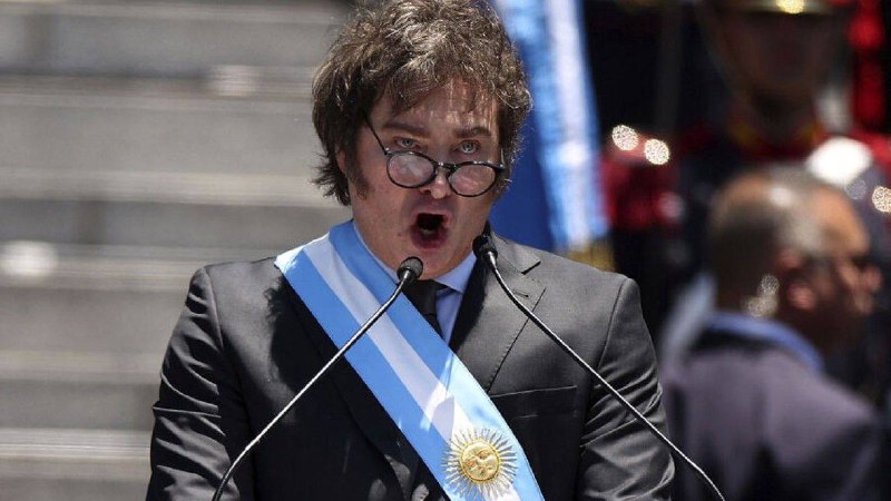 Argentinské peso pokračuje v rychlém poklesu, země má rekordní inflaci, jak milují západní ...