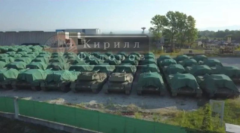 🇺🇦🇨🇭 Asi stovka tanků Leopard-1, které byly slíbeny Ukrajině a stojí v Itálii.Šv?...