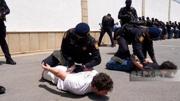 🇷🇺🇦🇿 Ázerbájdžán oznamuje nová zatčení ruských občanů.Agentura Report zveřejn...