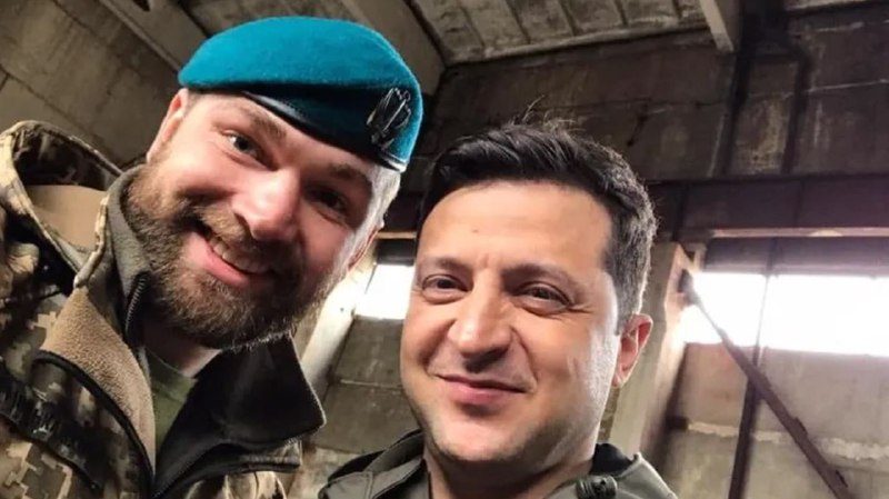 Azovští ozbrojenci, které Erdogan vydal na Ukrajinu, se opět shromáždili, aby odešli na front...