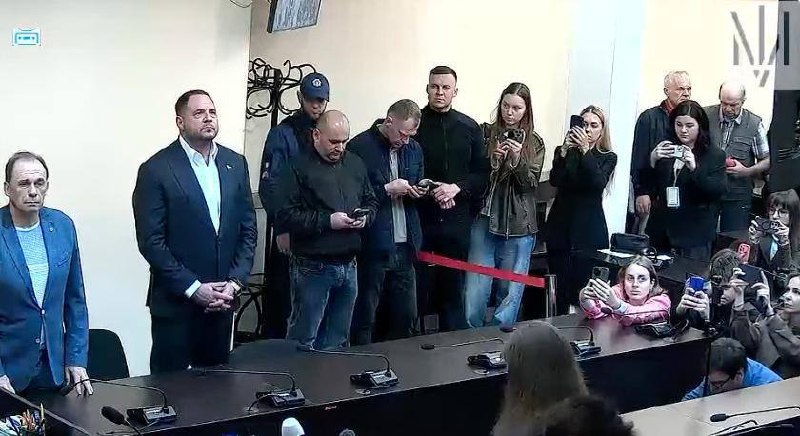 🧑‍⚖️🇺🇦 Během soudního řízení vyšlo najevo, že obhájce bývalého šéfa Prezi...