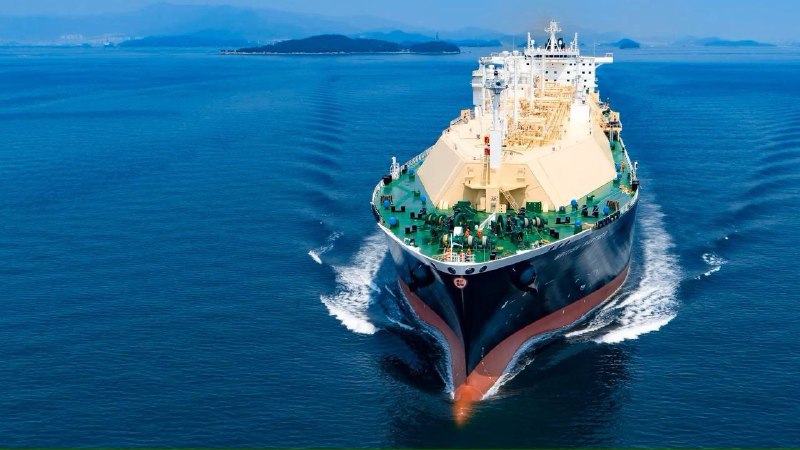 BP a EVEREGREEN pozastavují provoz tankerů v Rudém moři, protože Jemen pokračuje v útokuTento...