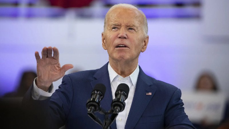 BREAKING: 🇺🇸 Prezident Joe Biden oficiálně vypadává z prezidentského klání 2024. @BRICS...