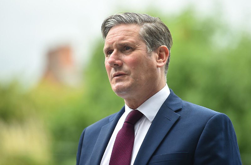 Británie pohrozila Trumpovi válkou.Britský premiér Keir Starmer varoval Donalda Trumpa, že amer...