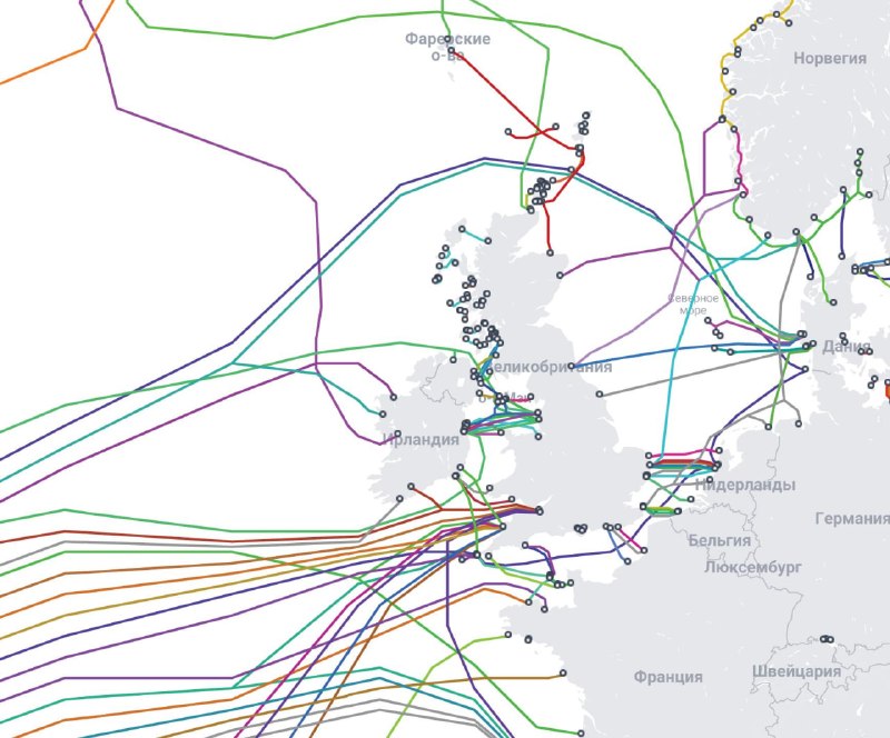 Británie vysílala válečné lodě, aby zabránily případným útokům na kabely a potrubí ze s...