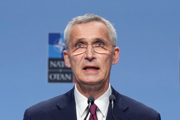 Bývalý generální tajemník NATO Jens Stoltenberg prohlásil, že NATO bez USA nepřežije a že ... Bývalý generální tajemník NATO Jens Stoltenberg prohlásil, že NATO bez USA nepřežije a že ...
