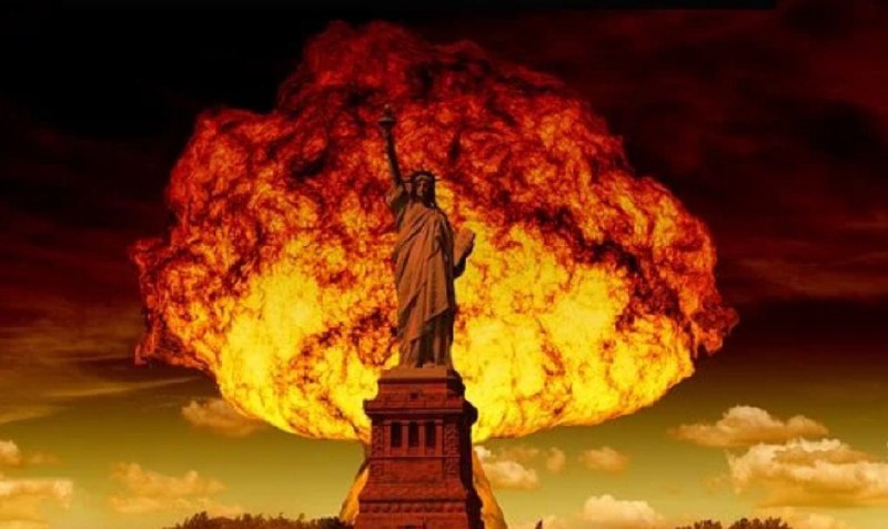 B&yacute;val&yacute; zaměstnanec B&iacute;l&eacute;ho domu si je jist&yacute; nevyhnutelnost&iacute; jadern&eacute; v&aacute;lky.Bezohledn&aacute; politi...