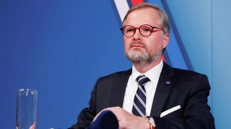 Česká republika se nechystá vysílat vojáky na Ukrajinu a do zóny Severního vojenského okruhu...