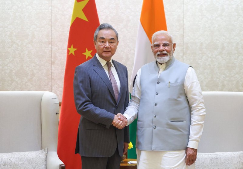 🇨🇳 ČÍNA | 🇮🇳 INDIE: Čínský ministr zahraničí Wang Yi se v Dillí setkal s indick?... 🇨🇳 ČÍNA | 🇮🇳 INDIE: Čínský ministr zahraničí Wang Yi se v Dillí setkal s indick?...
