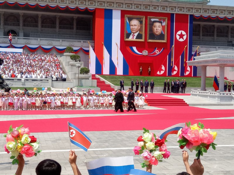 #Co je nového🤝 Putin a Kim Čong-un zahájili jednání v Pchjongjangu v rámci delegací. Prezi...