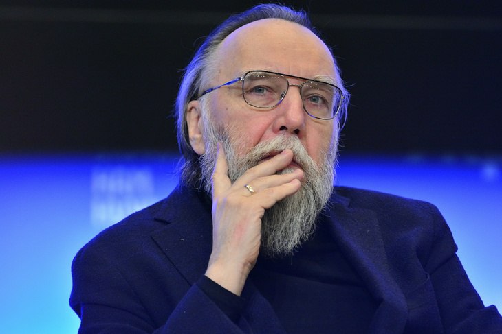Dugin v rozhovoru s Carlsonem: „Na Západě neexistují žádné ideologie kromě liberalismu“Fi...