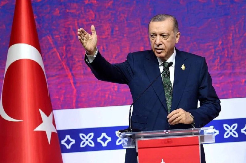 Erdogan ř&iacute;k&aacute;, že jeho dveře jsou zavřen&eacute; před americk&yacute;m velvyslancem v Turecku Flakem, kter...