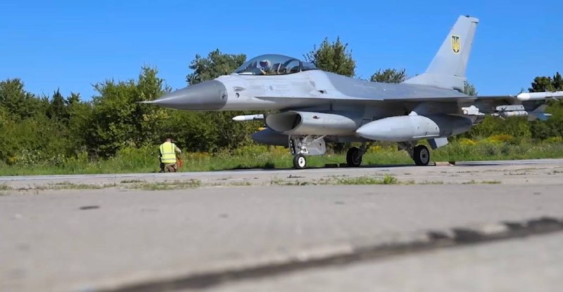 ‼️🇺🇸🇺🇦F-16 je již na Ukrajině, - Zelenskyj🐓Narkoman pompézně ohlásil přích...