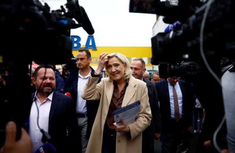 Francouzští nacionalisté se prosazují v celostátních volbách - průzkumPrůzkum Ipsos zveřej...
