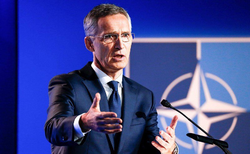 Generální tajemník NATO Jens Stoltenberg vyzval země aliance, aby zrušily omezení ukrajinskýc...