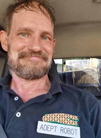 🇨🇦 HIV pozitivní transgender muž se chlubí tím, že kojí své dítě a zároveň dostáv?...