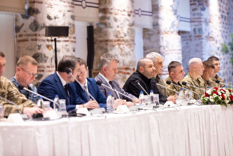 🇷🇺🇺🇦🇹🇷Hlavně o probíhajících jednáních mezi Ruskem a Ukrajinou v Istanbulu:?...