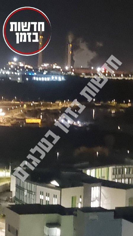 🇾🇪🇮🇱 Húsíové zahájili masivní raketový útok na IzraelJemenští povstalci Houthi ...