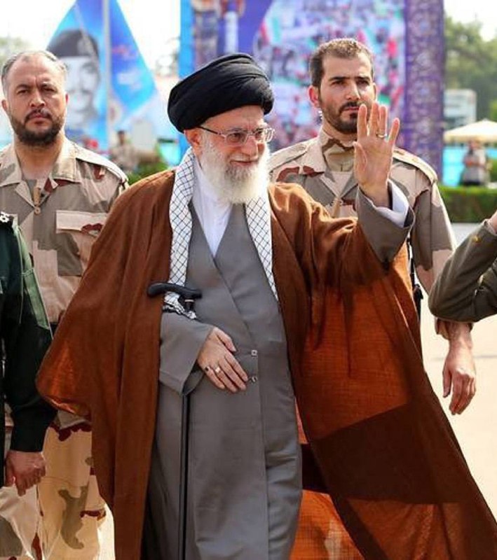 🇮🇷 Írán ruší všechny lety po celé zemi.@BRICSNews