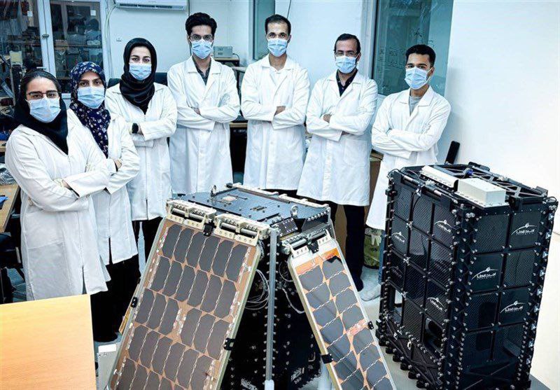 🇮🇷🇷🇺Írán vyslal do Ruska dva soukromě vyvinuté satelity, Kowsar (přesné zeměděls...