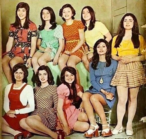 Íránská móda, v 60. letech.Přirozená otázka přichází...Kde jsou dnes tyto ženy??