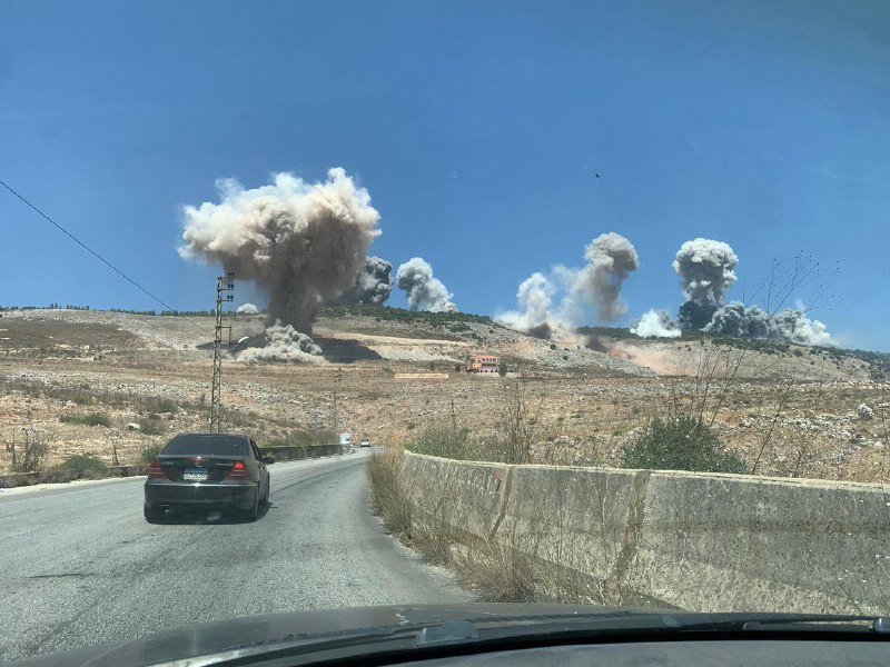 ‼️🇮🇱🇱🇧Izrael útočí na Libanon▪️Na zveřejněných záběrech je vidět útok ... ‼️🇮🇱🇱🇧Izrael útočí na Libanon▪️Na zveřejněných záběrech je vidět útok ...