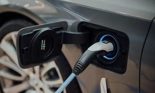 JE ČAS ZAKÁZAT ELEKTRICKÁ VOZIDLA?Stephen MooreEpoch TimesNewyorský hasičský sbor nedávno ozn...