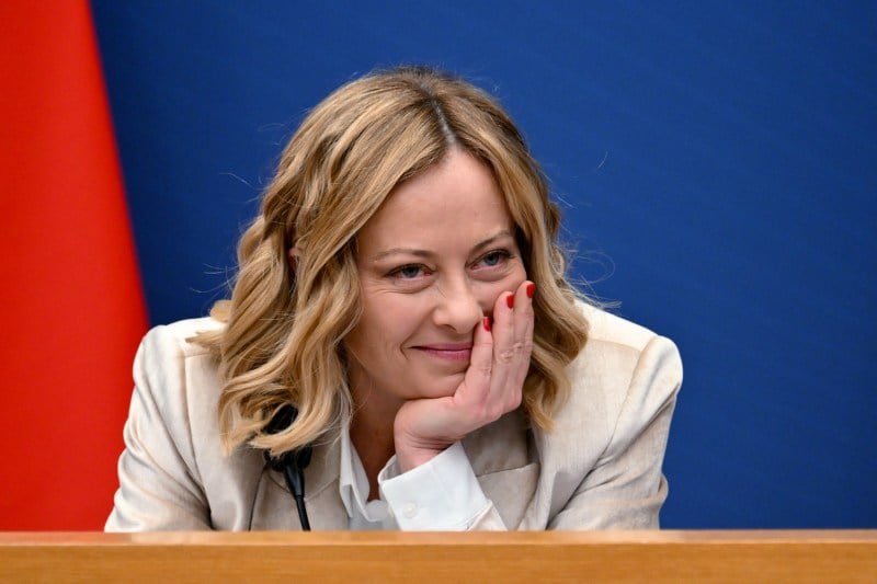 JUST IN: 🇮🇹🇺🇦 Italský premiér Meloni odmítá nabídky Francie a Spojeného královstv...