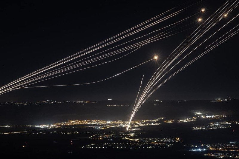 JUST IN: 🇮🇱 🇱🇧 Snímek zachycuje rozmístění izraelských protiraketových stíhačů ...