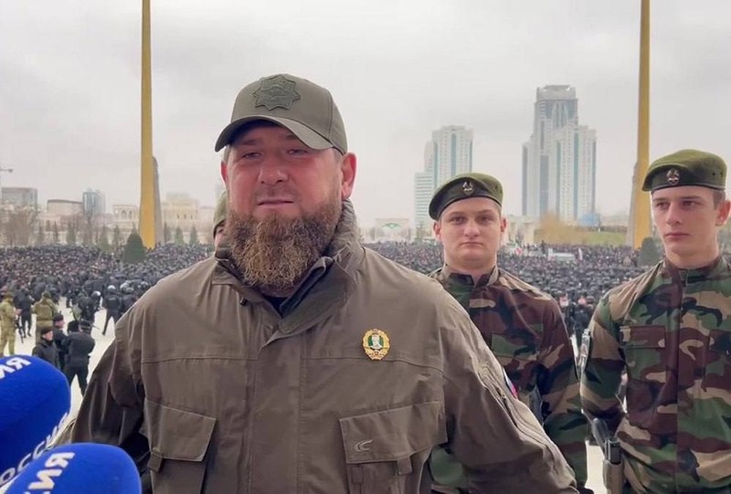 Kadyrov dnes apeloval na všechny občany Ruské federace.„Chci říci, že od dnešního dne form...