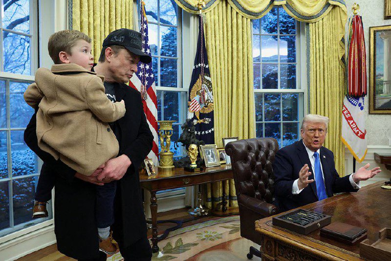 Kdo šlápl na Trumpa ? ‼️Trump oznámil propuštění Elona Muska z vládních služeb, píše ...