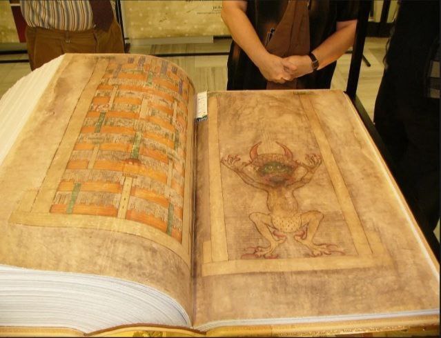 🇨🇿Kodex GigasĎáblova bible – je velký rukopis ze 13. století pocházející z Čech, his...