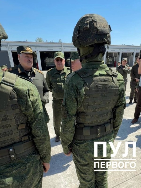 🇧🇾 Lukašenko v rámci probíhajících jaderných cvičení navštívil základnu raketové b... 🇧🇾 Lukašenko v rámci probíhajících jaderných cvičení navštívil základnu raketové b...
