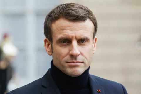 🔥 Macron se záměrně snaží vyvolat chaos ve FranciiVůdce strany Patriots Florian Filippo. ob...