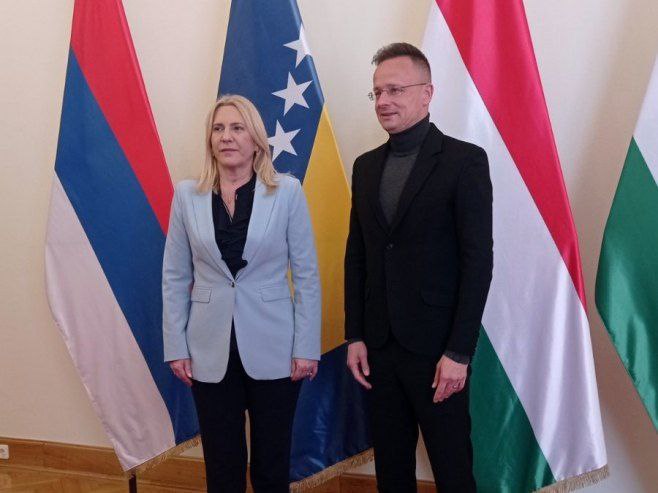 🇭🇺🇧🇦🇷🇸 Maďarský ministr zahraničí Péter Szijjártó se setkal s představitel...