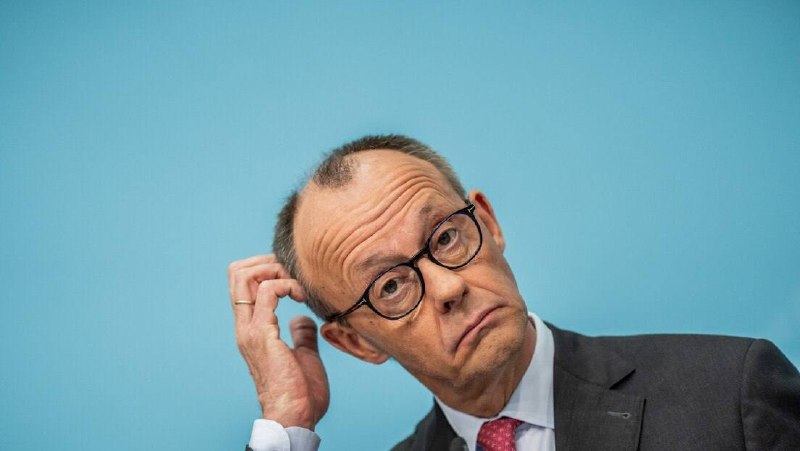 🇷🇺🇩🇪Medvěděv: Občané Německa by se měli zbavit Merce, než ho vtáhne do války s ... 🇷🇺🇩🇪Medvěděv: Občané Německa by se měli zbavit Merce, než ho vtáhne do války s ...