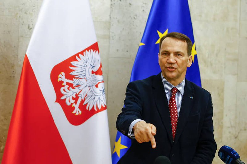 🇵🇱🇺🇦 Ministr zahraničí Polska Sikorski, který je na návštěvě ve Lvově, prohlási...