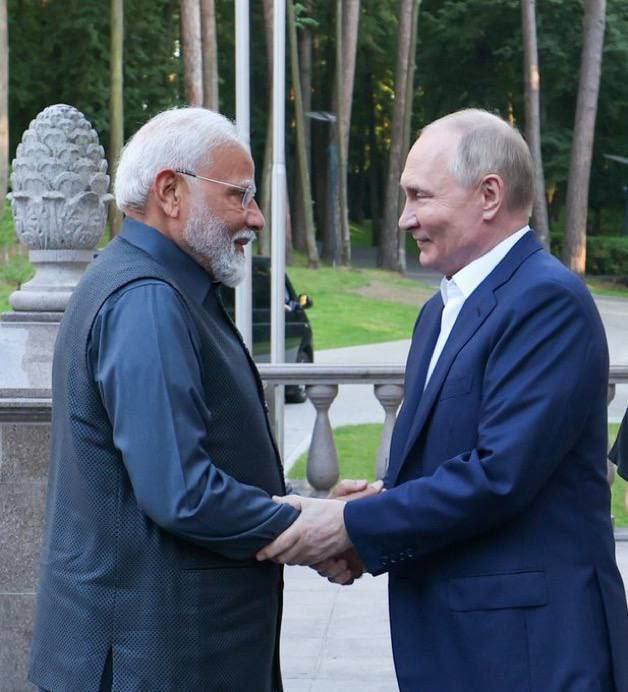 🇮🇳🇷🇺 Modi poděkoval Putinovi za setkání a zveřejnil s ním fotku na Twitter/XIndick?...