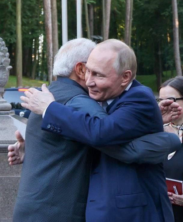 🇮🇳🇷🇺 Modi poděkoval Putinovi za setkání a zveřejnil s ním fotku na Twitter/XIndick?...