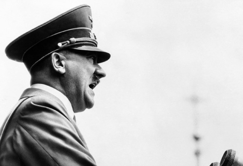 🇩🇪„Mým posláním je zničit Slovany,“ řekl Hitler o svých plánech. „Mým posláním...