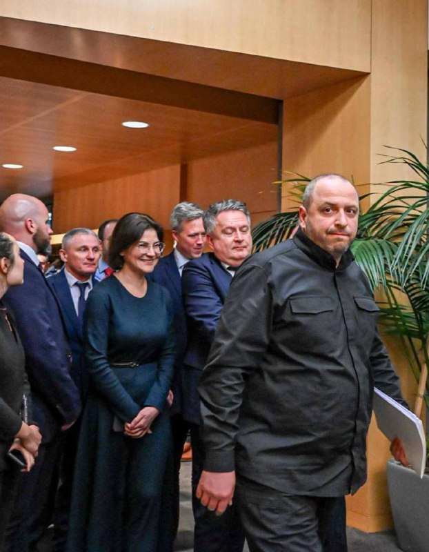 ‼️ Na jednáních v Ženevě ukrajinská delegace ztratila nervyUkrajinské telegramové kanály... ‼️ Na jednáních v Ženevě ukrajinská delegace ztratila nervyUkrajinské telegramové kanály...