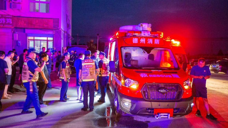 🇨🇳 Nejméně 86 lidí zemřelo a dalších 96 bylo zraněno při zemětřesení o síle 6,2 st...