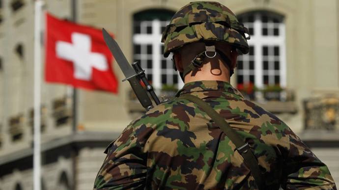 🇨🇭Největší strana ve švýcarském parlamentu, Demokratická unie Centra, obvinila EU z pro...