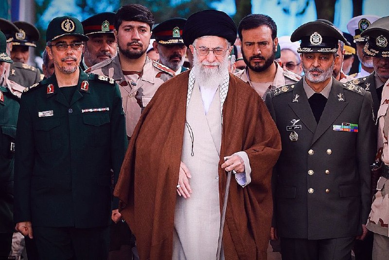 🇮🇷🇮🇱 Nejvyšší íránský vůdce ajatolláh Alí Chameneí nařídil armádě, aby př...